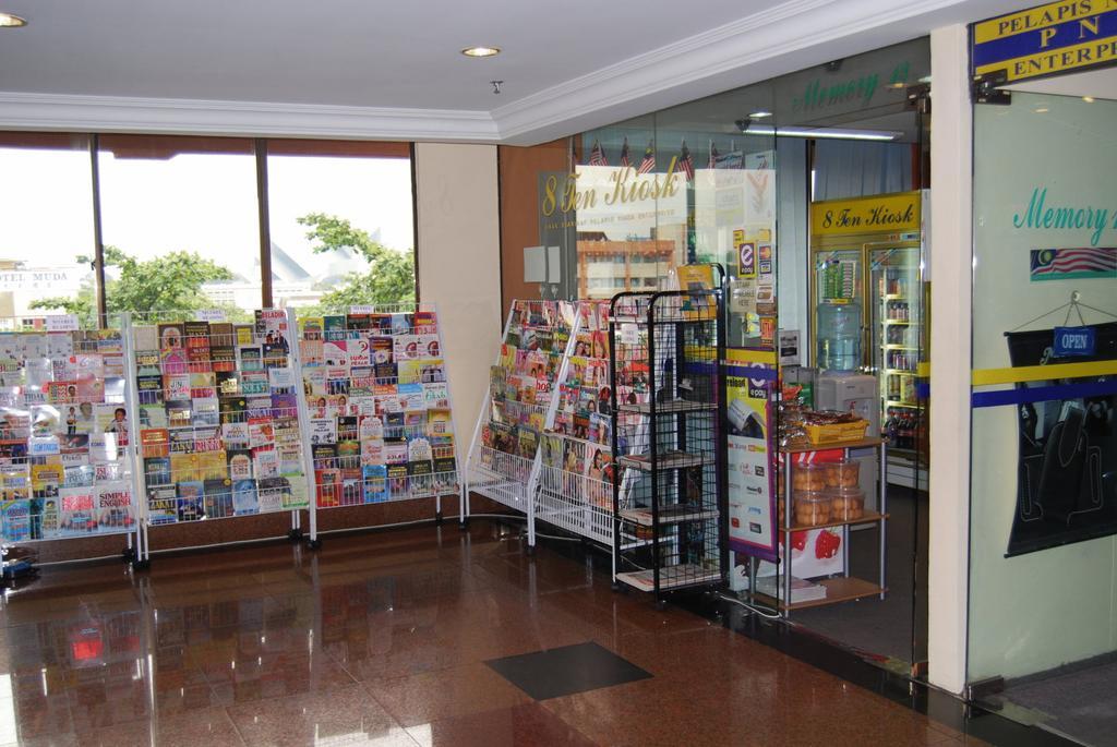 Kuala Lumpur International Hotel Exterior photo
