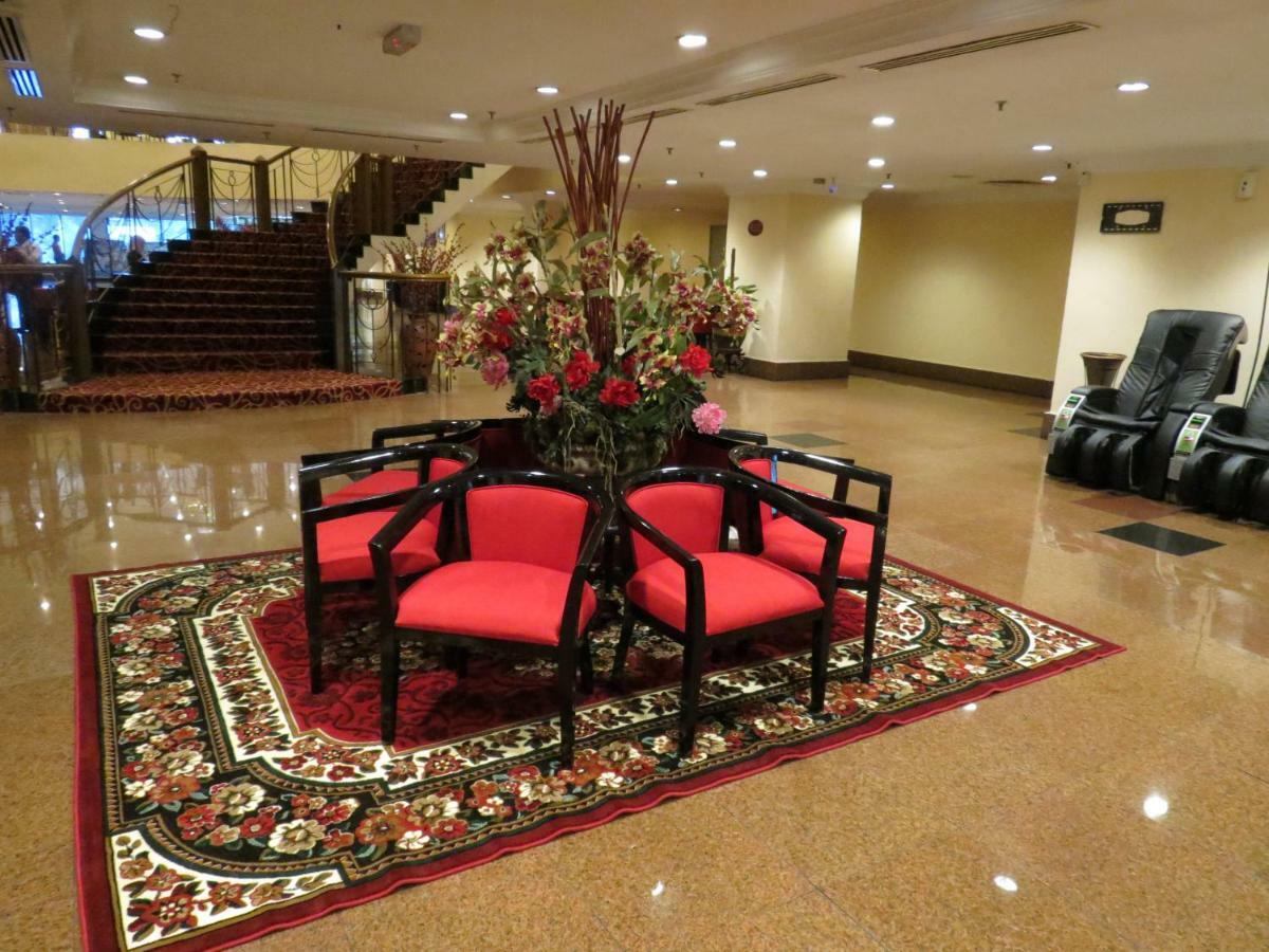 Kuala Lumpur International Hotel Exterior photo