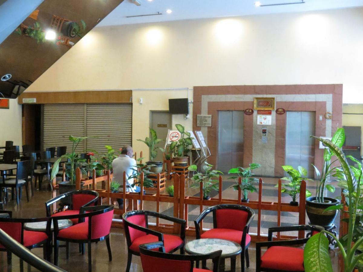 Kuala Lumpur International Hotel Exterior photo